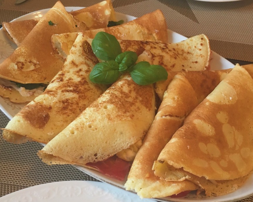 Gefüllte Frühstücks-Palatschinken